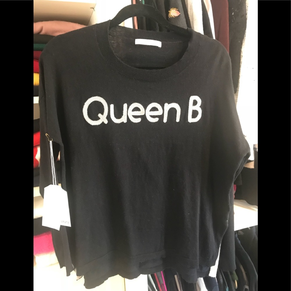 Black Subtle Luxury sweater size small